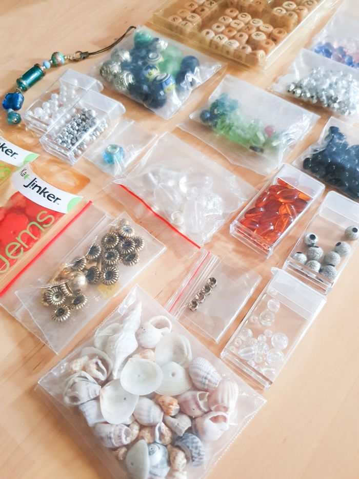 Lot de perles fantaisies - Diverses marques - + de 430 perles - photo numéro 2