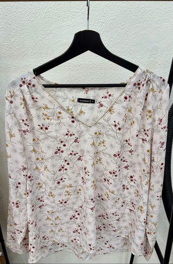 Blouse légère blanche avec des motifs fleuris In Extenso - Taille 46