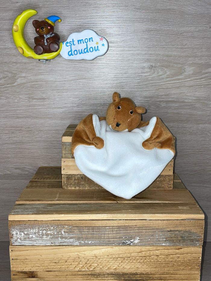 BQ08 doudou écureuil 🐿️ caisse d’épargne