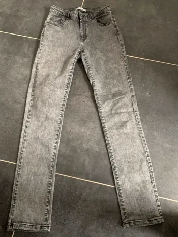 Jean slim gris