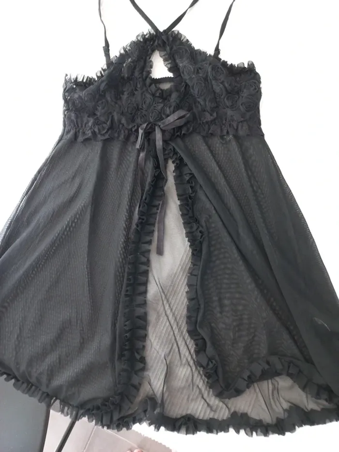 Nuisette en tulle et dentelle taille L