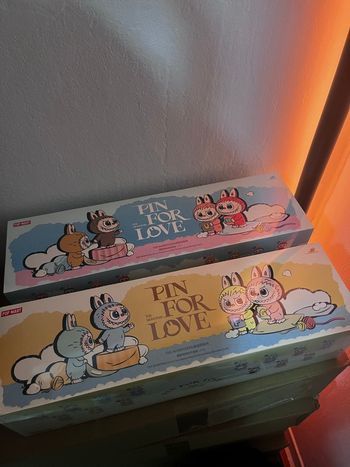 Set labubu pin for love