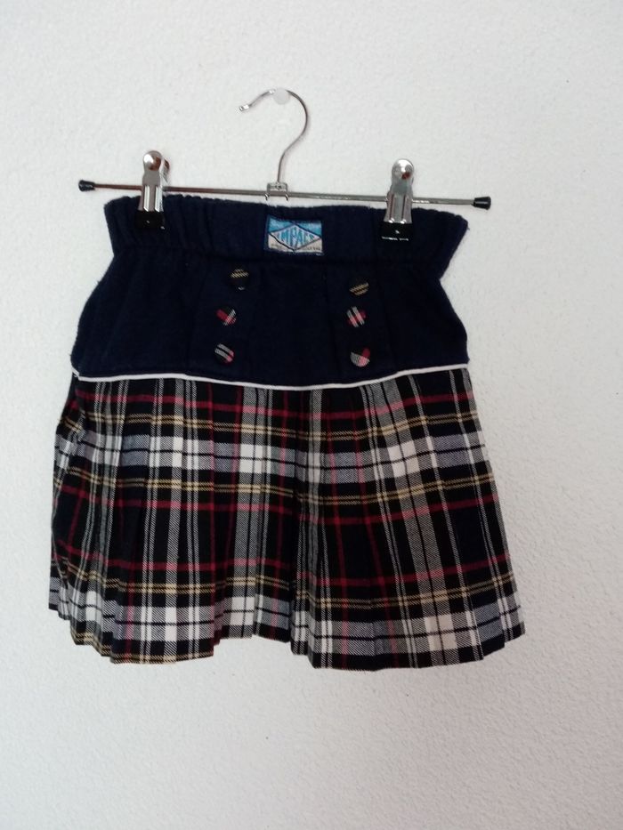 6 ans Impace jupe collègiene plissée écossaise autom hiver /Excellent état - photo numéro 7