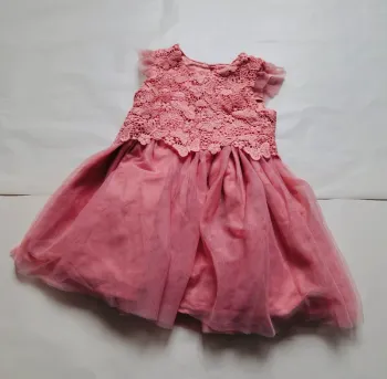 Robe fille 9-12 mois Primark