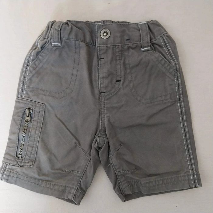 Pantacourt 6 mois TBE