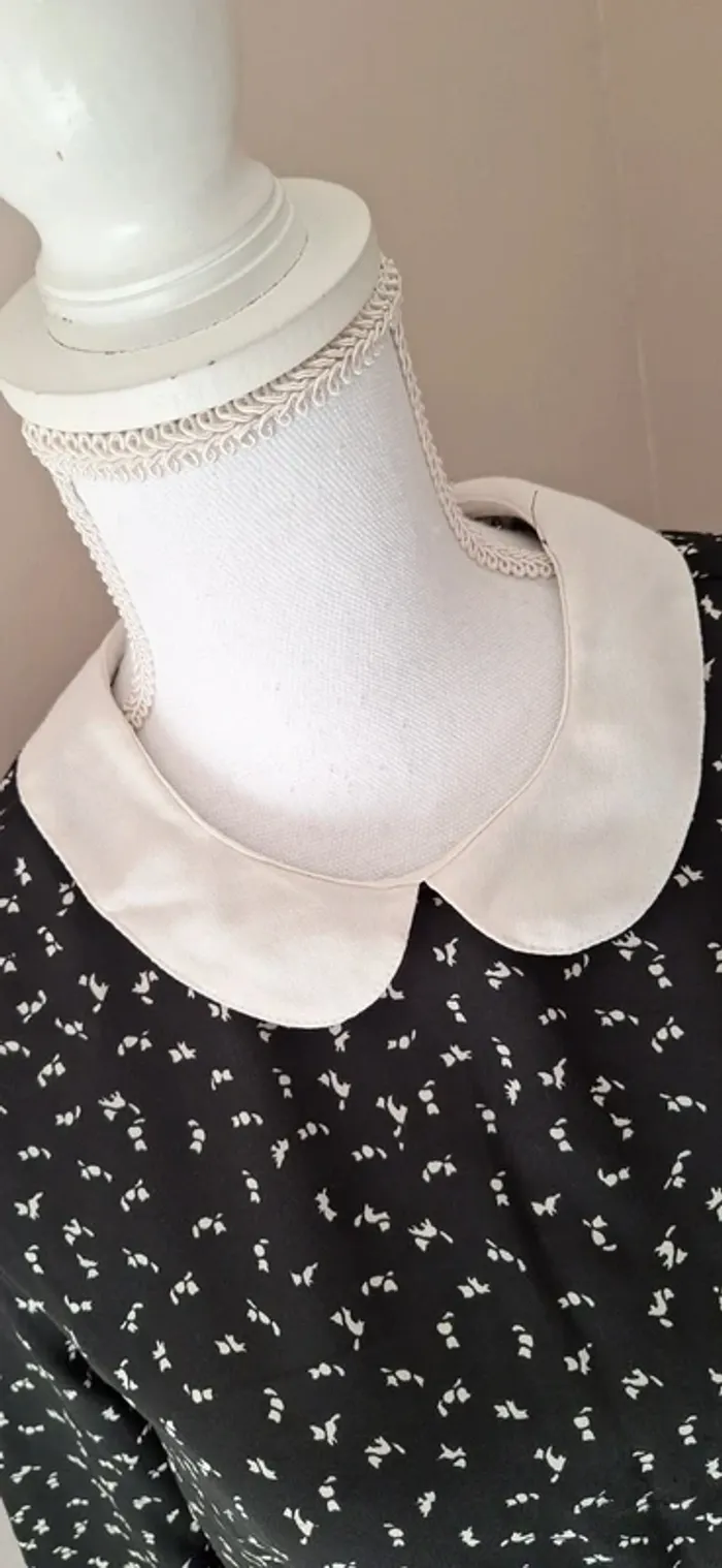 Blouse noires à petits motifs col Claudine t38 #F38M-123 - photo numéro 2