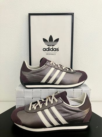 Adidas Originals Country OG Purple Metallic Aurora / Off-White