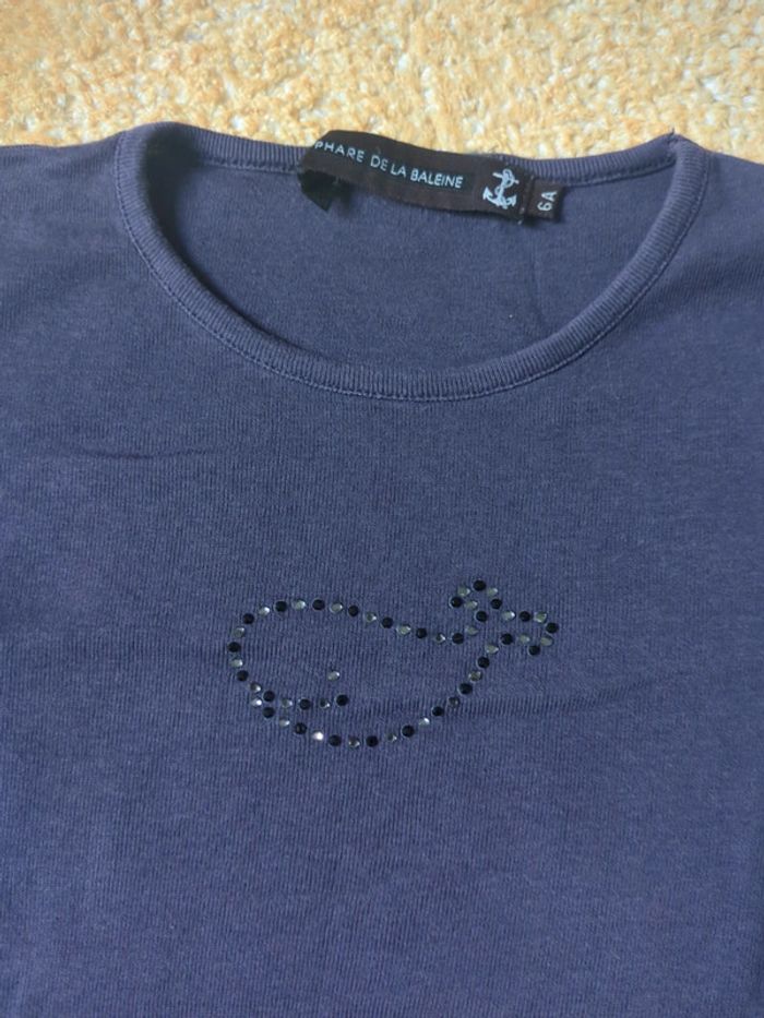 T-shirt baleine violet strass 6 ans comme neuf - photo numéro 3