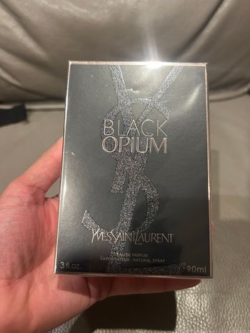 Parfum black opium