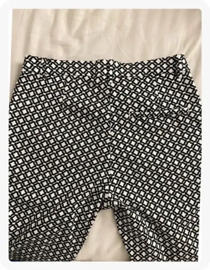 Pantalon imprimé noir et blanc H&M - photo numéro 6