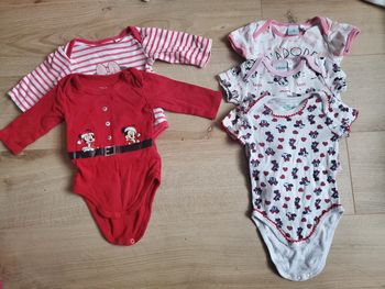 🌴 Lot de 5 body disney manche courte et longue taille 3 mois