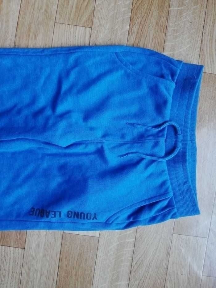 Jogging neuf 10 ans - photo numéro 3