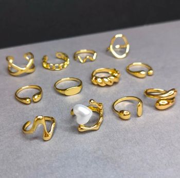 Lot 12 bagues dorées