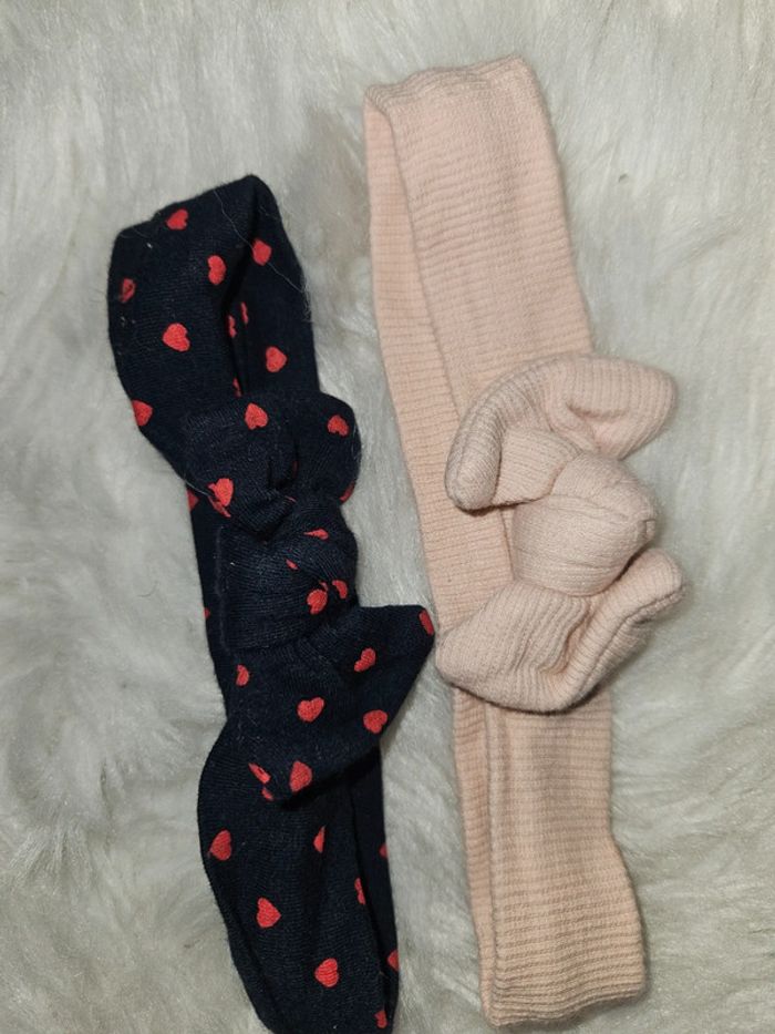 Lot de 2 bandeaux bébé Kiabi – taille estimée 0-6 mois