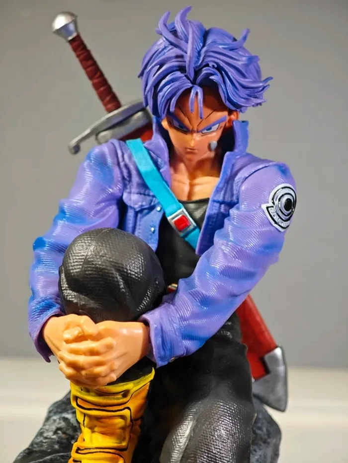 Figurine Dragon Ball Z : Mirai Trunks 26cm neuve avec boîte - photo numéro 8