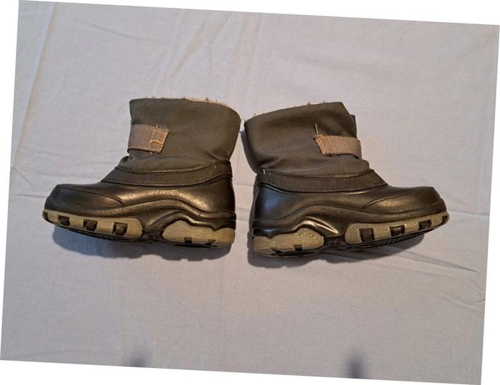 Bottes de ski / boots taille 22/23 avec absorber de chocs - photo numéro 3