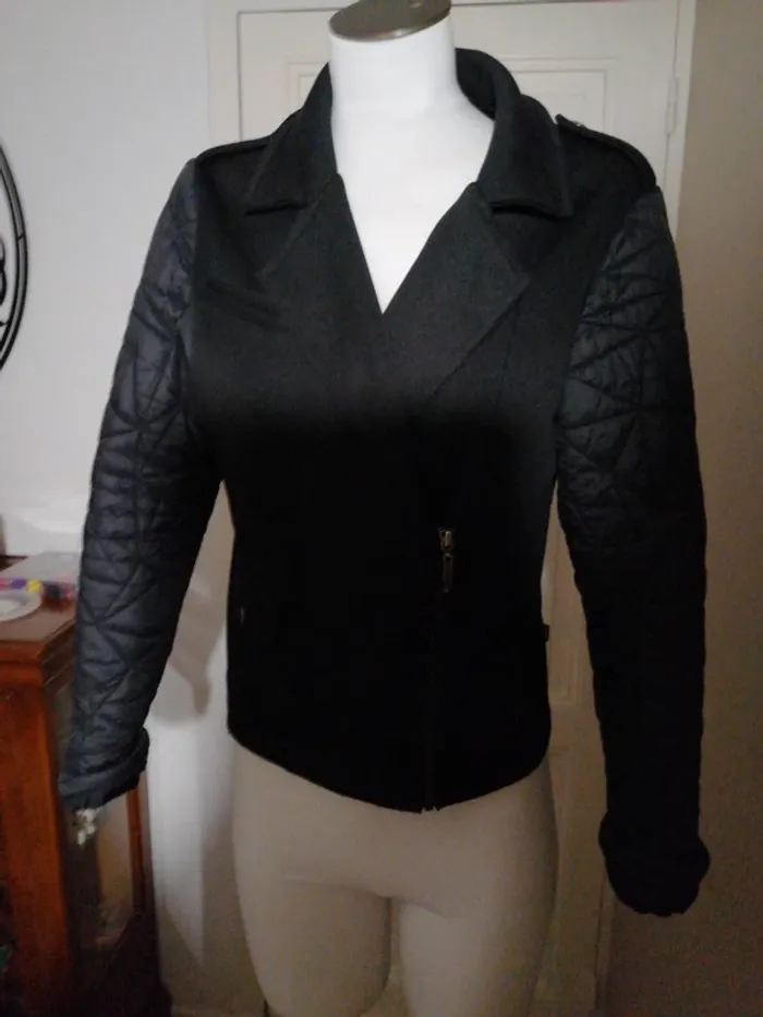 Veste perfecto Lola espeleta taille L - photo numéro 2