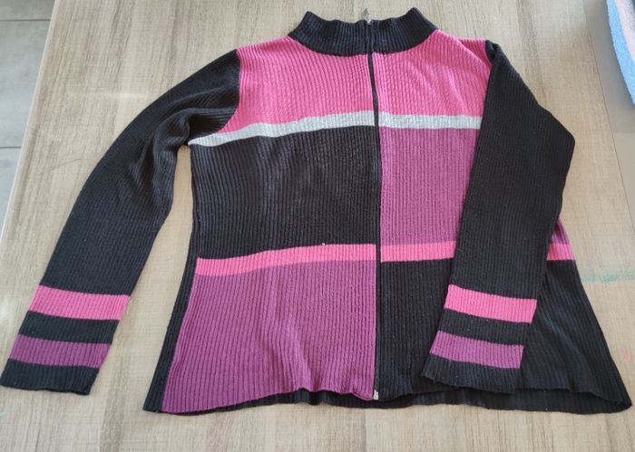 Veste femme Jacqueline Riu taille XL couleur noir, violet et rose - Très bon état - photo numéro 7