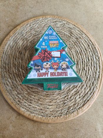 Pocket Pop DC Comics Super Heroes 4 Pack Happy Holidays 