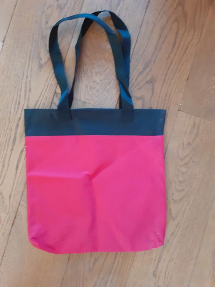Sac tote bag rouge dreamworks - photo numéro 2