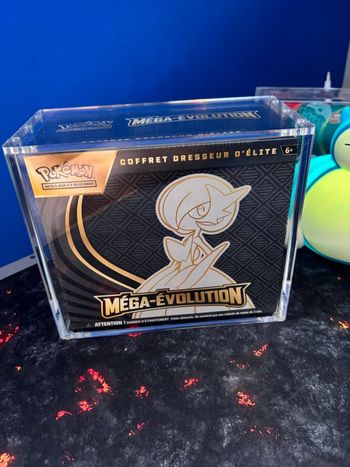 Carte coffret boule JCC Pokémon Lot Boîtes Poké Ball 2024 PokéBall Super Ball et Hyper Ball 9 boosters JCC Pokémon et 7 Pages d'Autocollants AB prix ferme poké Ball : Achat occasion