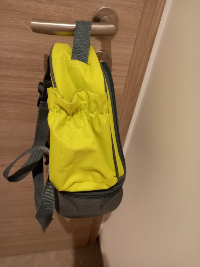 Joli Sac à  dos isotherme enfant jaune avec motifs animaix - photo numéro 2
