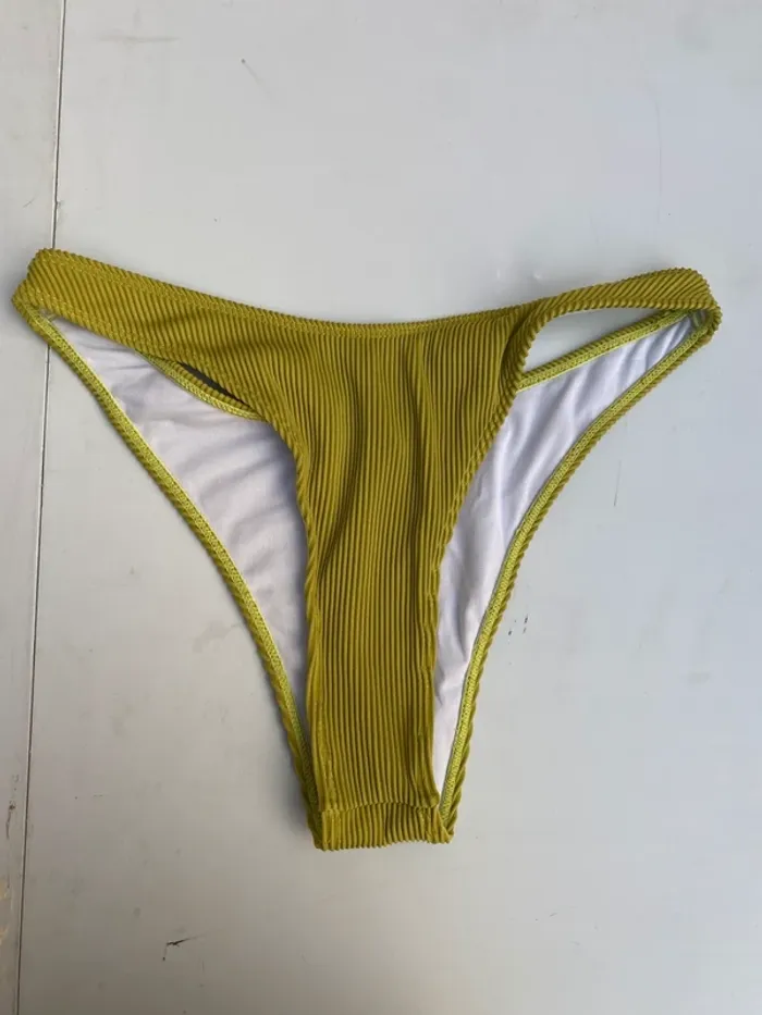 Ensemble maillot de bain - photo numéro 2