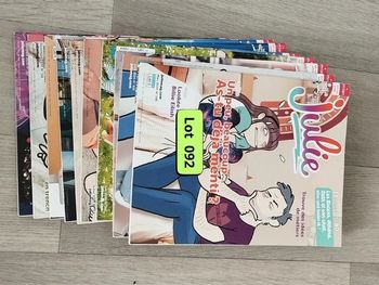Lot de 10 magazines Julie années2024 L092  7608945354