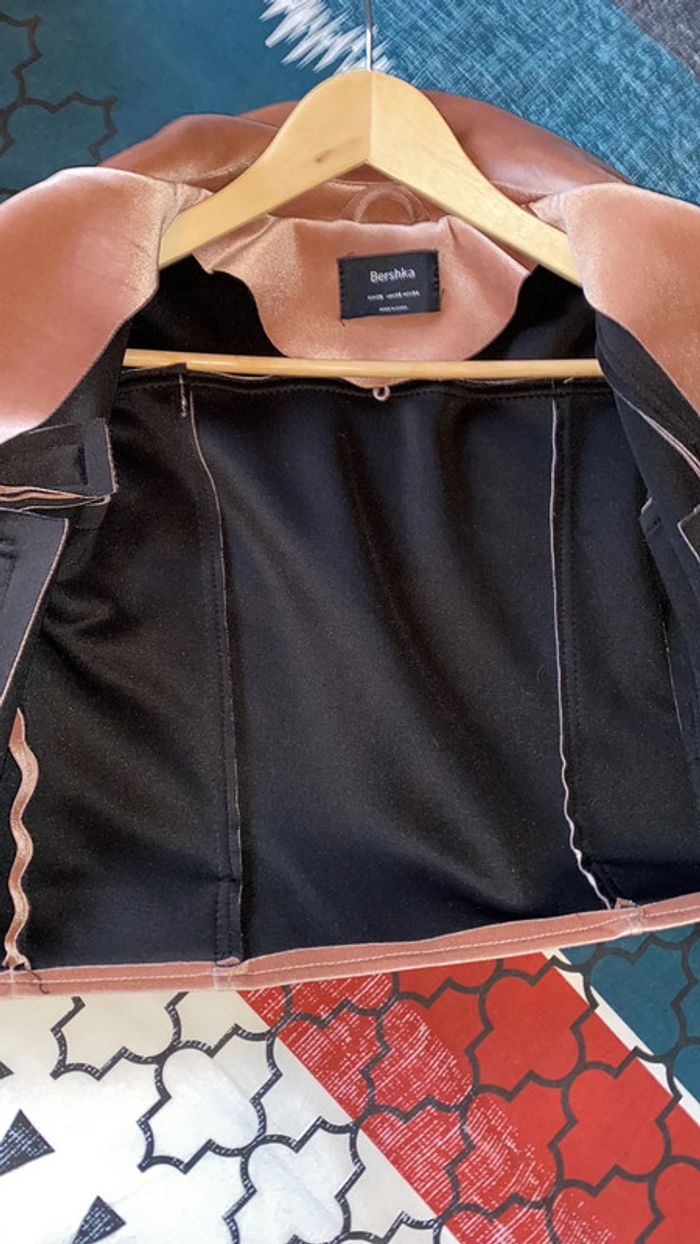 Veste en velours #Bershka# - photo numéro 5