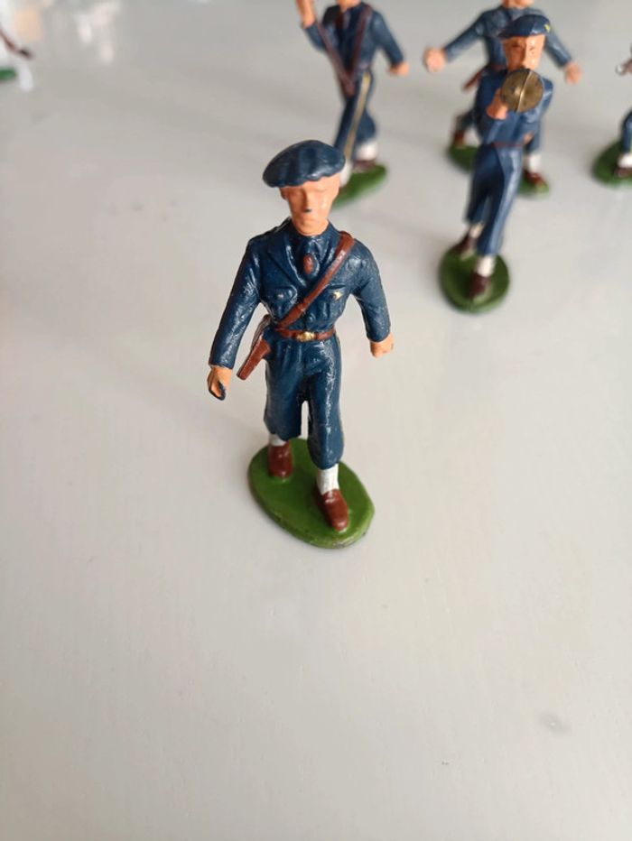 Lot petit soldat - photo numéro 3