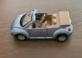 Voiture maisto volkswagen newbettle 1/37