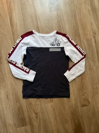 Pull Mario Kart taille 8 ans 🌹