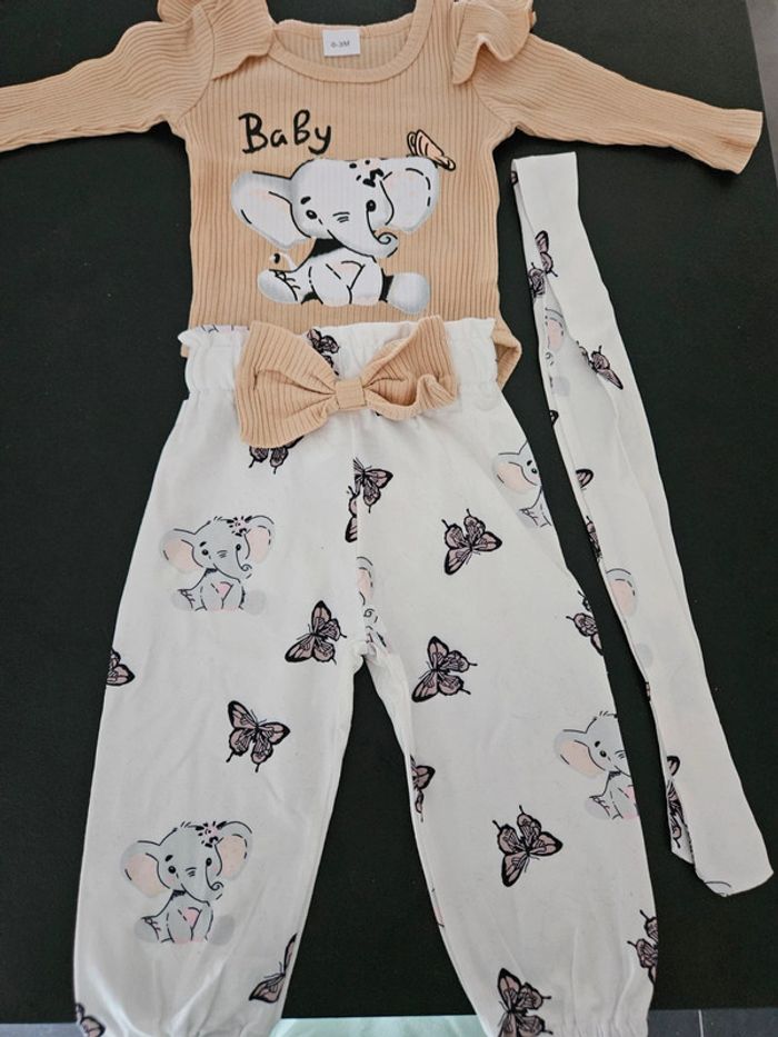 Ensemble body pantalon 3mois