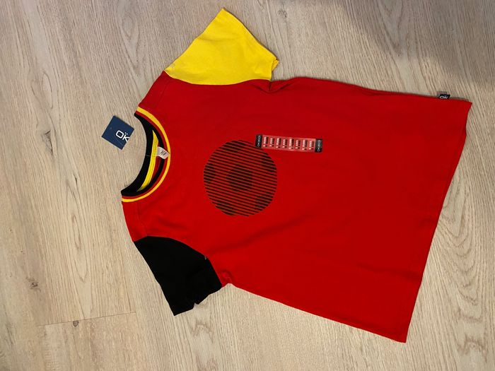 Tee shirt Okaidi ballon 5 ans Neuf - photo numéro 3