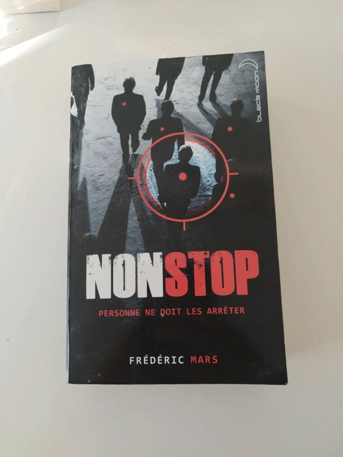 Livre " non stop"