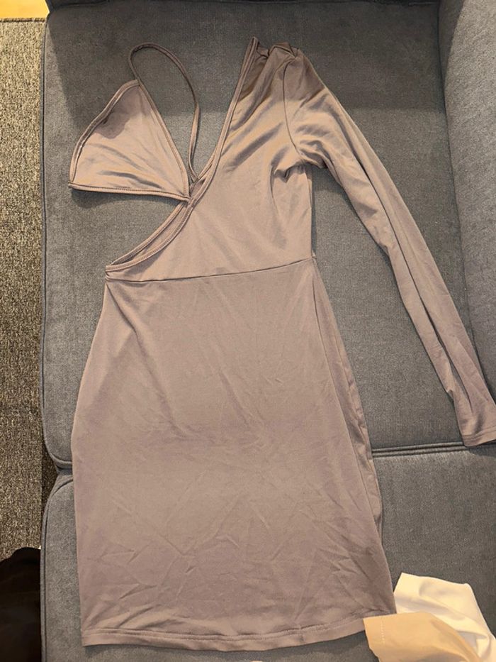Robe moulante
