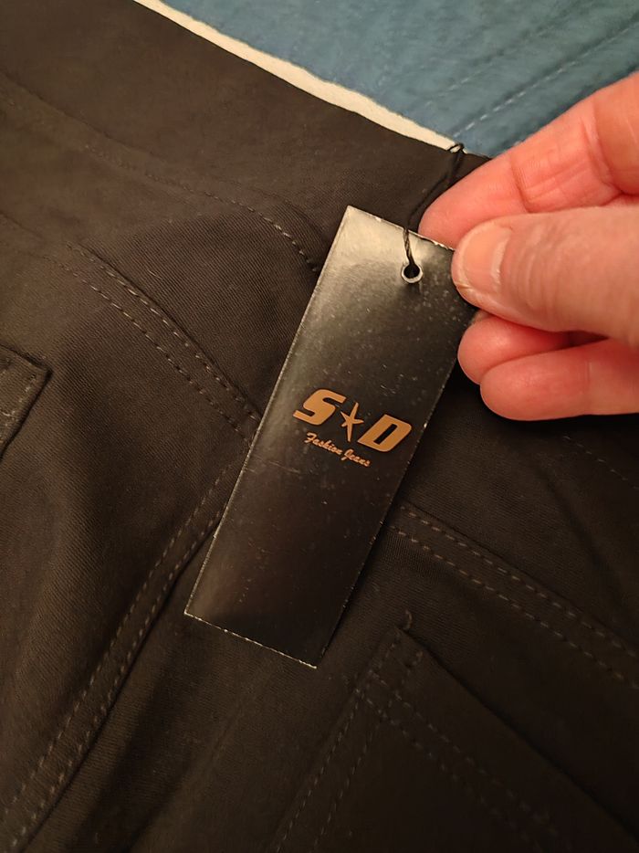 Pantalon slim neuf taille 38 - photo numéro 4