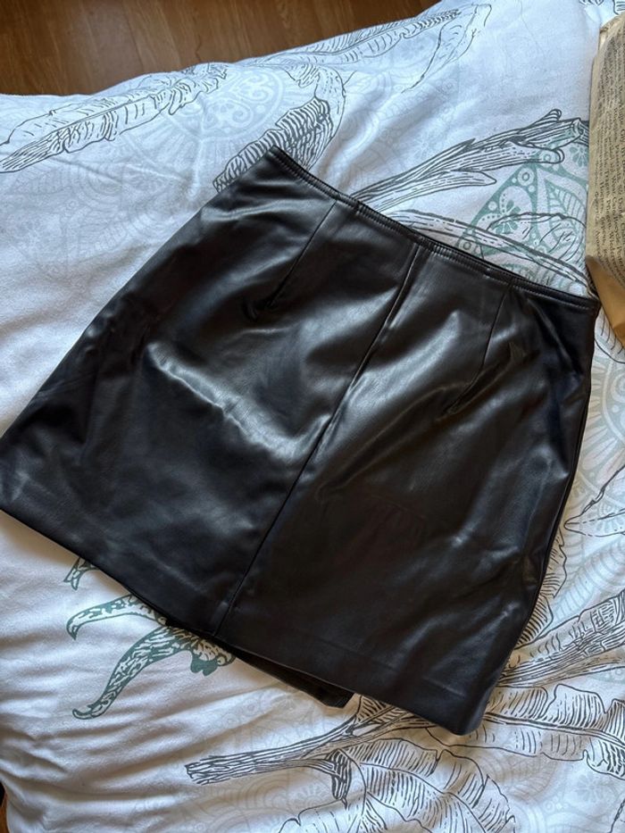 Jupe porte-feuille similicuir H&M - photo numéro 6
