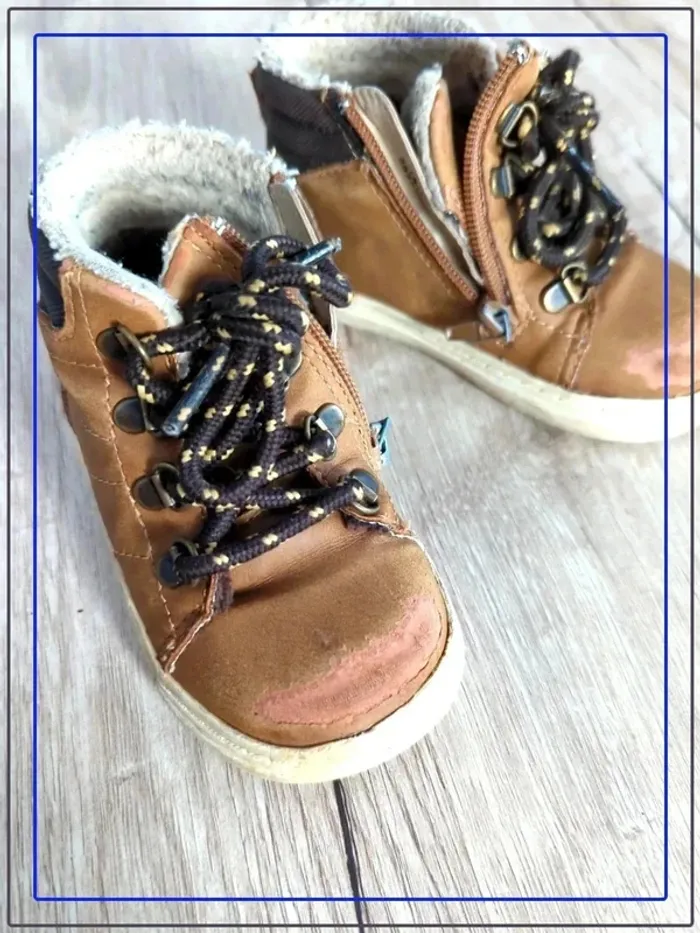 Bottines fourrées taille 21