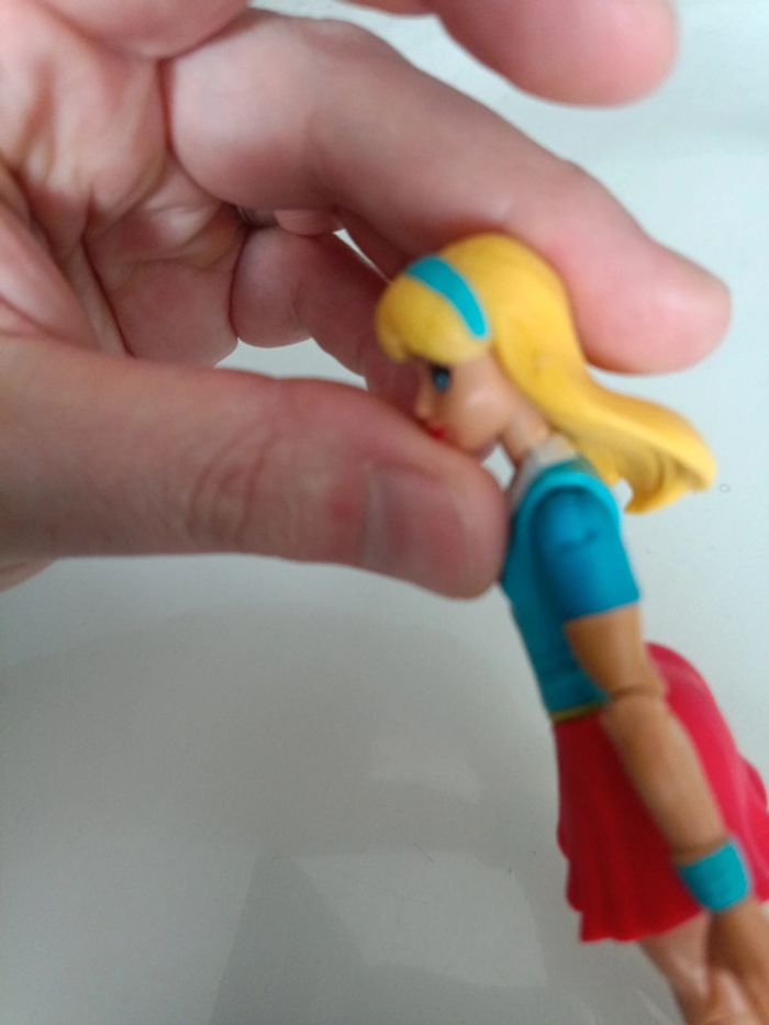Figurine super girl - photo numéro 4
