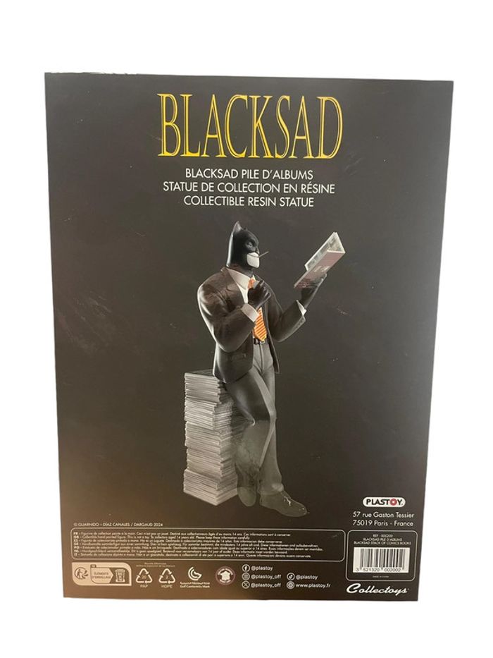 Figurine statue de collection en résine Collectoys Blacksad pile d’albums Plastoy neuf - photo numéro 2