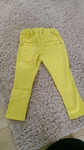 Jean jaune 24 mois