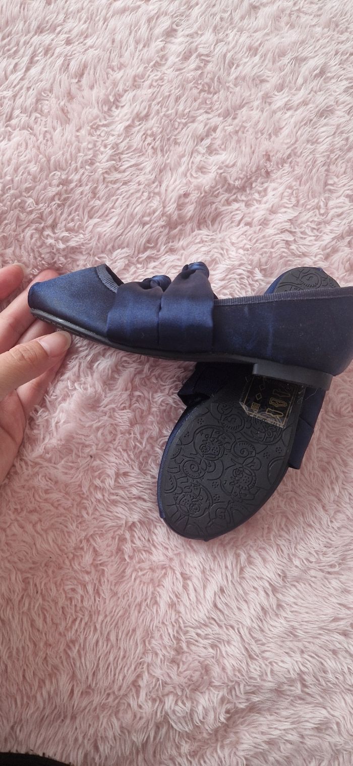 Ballerines fille pointure 28 - photo numéro 5