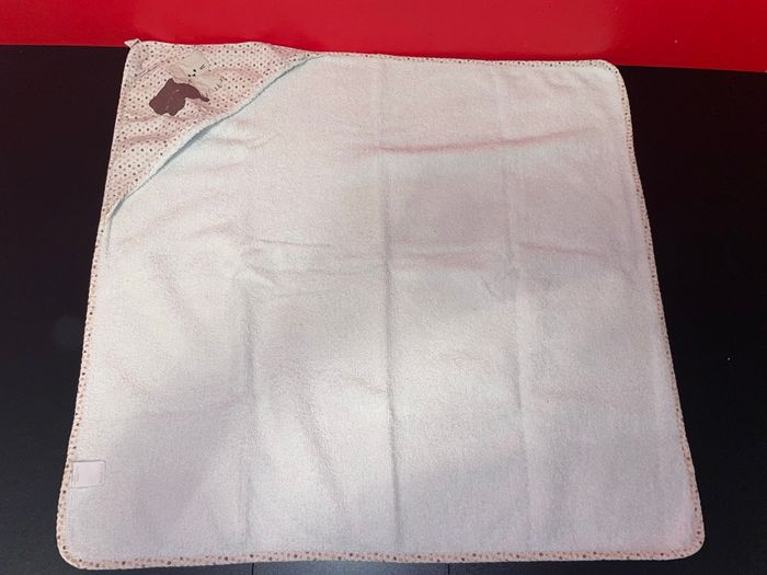 Sortie de bain bebe blanche en coton eponge