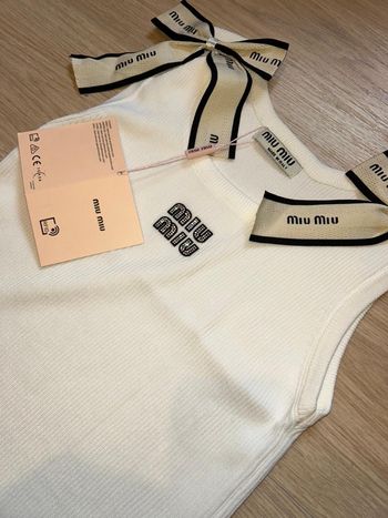 Crop-tops Miu Miu