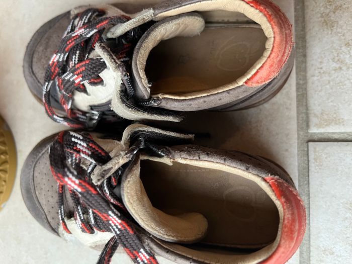 Chaussures garçon taille 25 - photo numéro 5