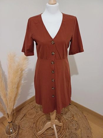 Robe boutonnée couleur rouille Gina Tricot taille S 36