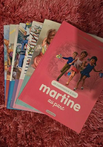 Lot de 8 livres Martine