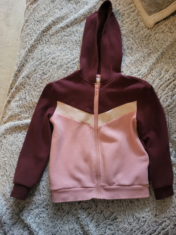 Veste capuche  4/5 ans
