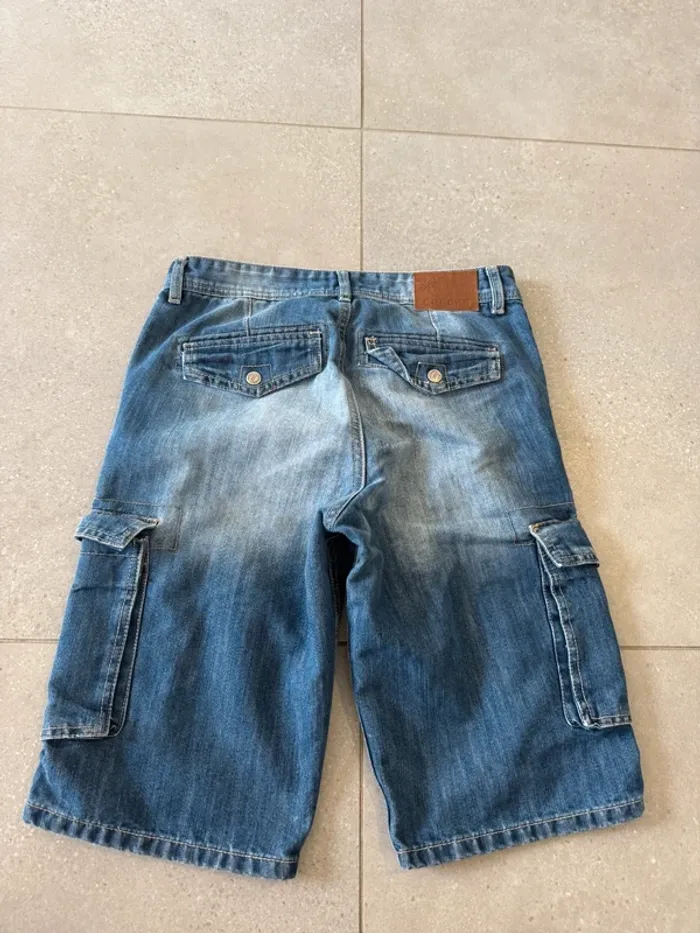 Short en jean Creeks, taille 38, très bon état 40*55cm - photo numéro 4